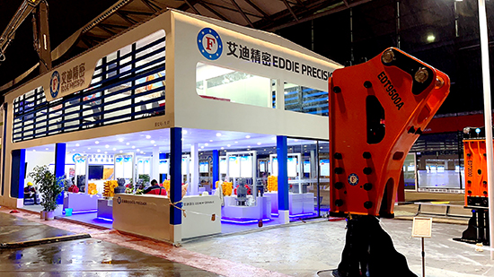 qy88vip.cnn千亿精密＆qy88vip.cnn千亿液压携多款重磅新品盛装亮相上海宝马展